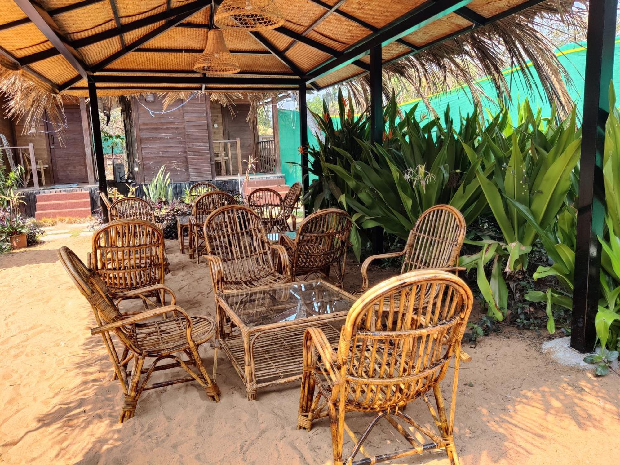 Beach Cottages - Pousada Donaciana Baga Bagian luar foto