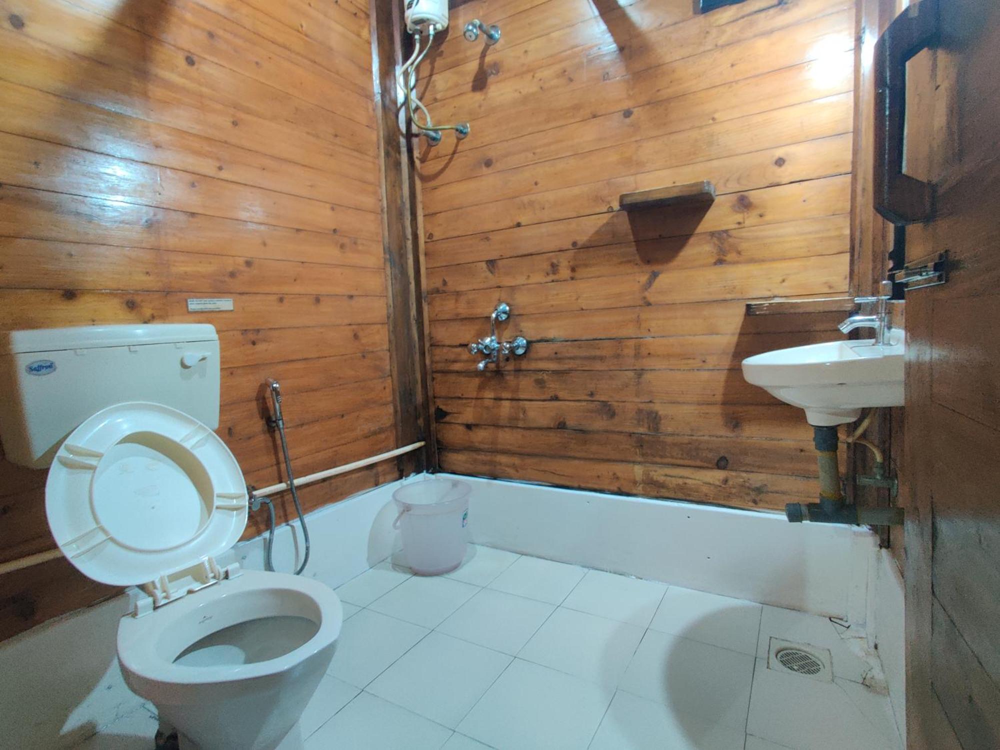 Beach Cottages - Pousada Donaciana Baga Bagian luar foto